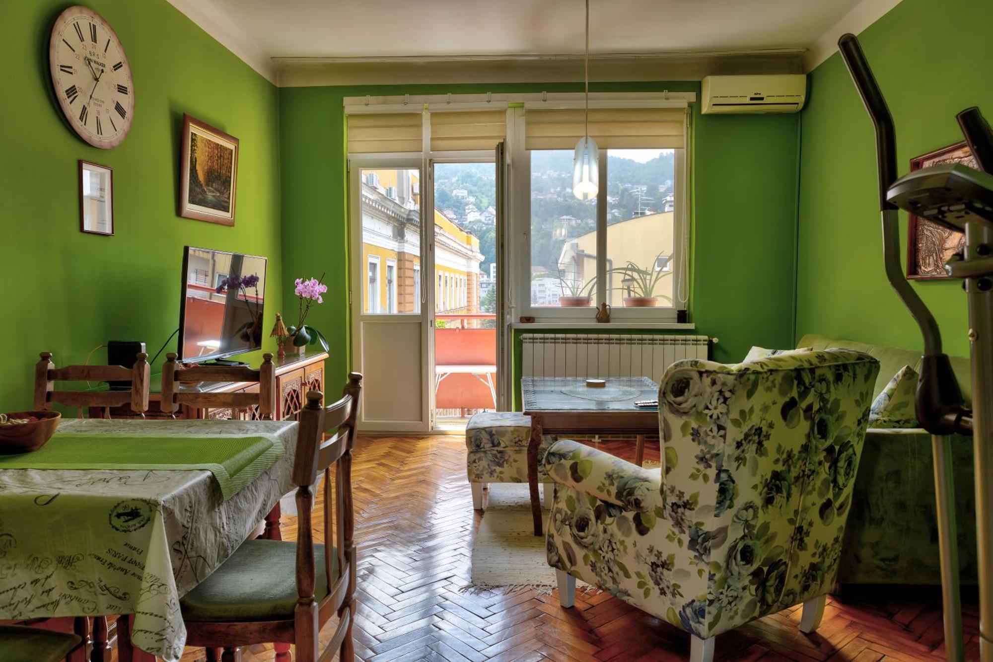 Apartment Good Mood