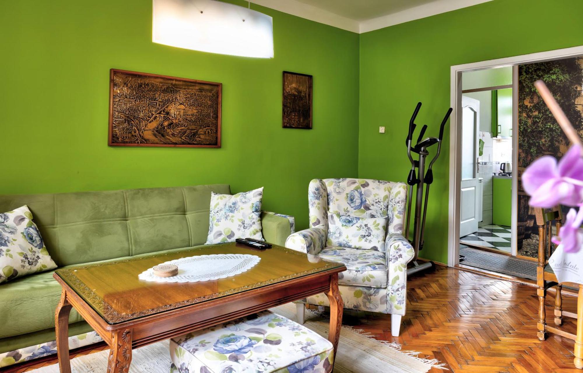 Apartment Good Mood